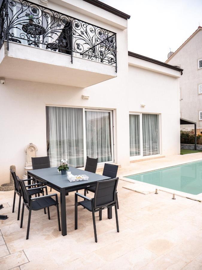 Elegant Hvar Town Villa With Pool Bagian luar foto