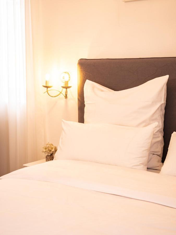 Elegant Hvar Town Villa With Pool Bagian luar foto
