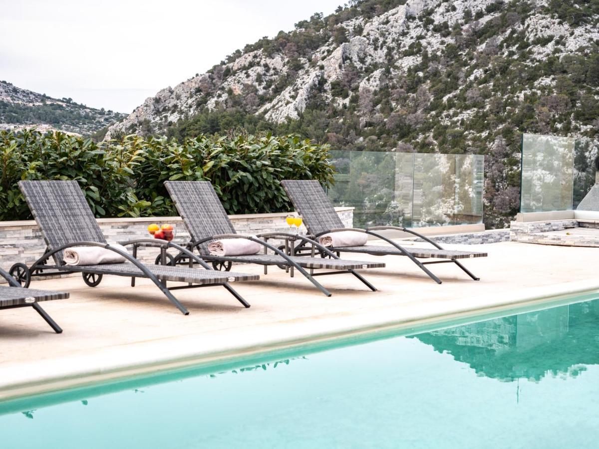 Elegant Hvar Town Villa With Pool Bagian luar foto